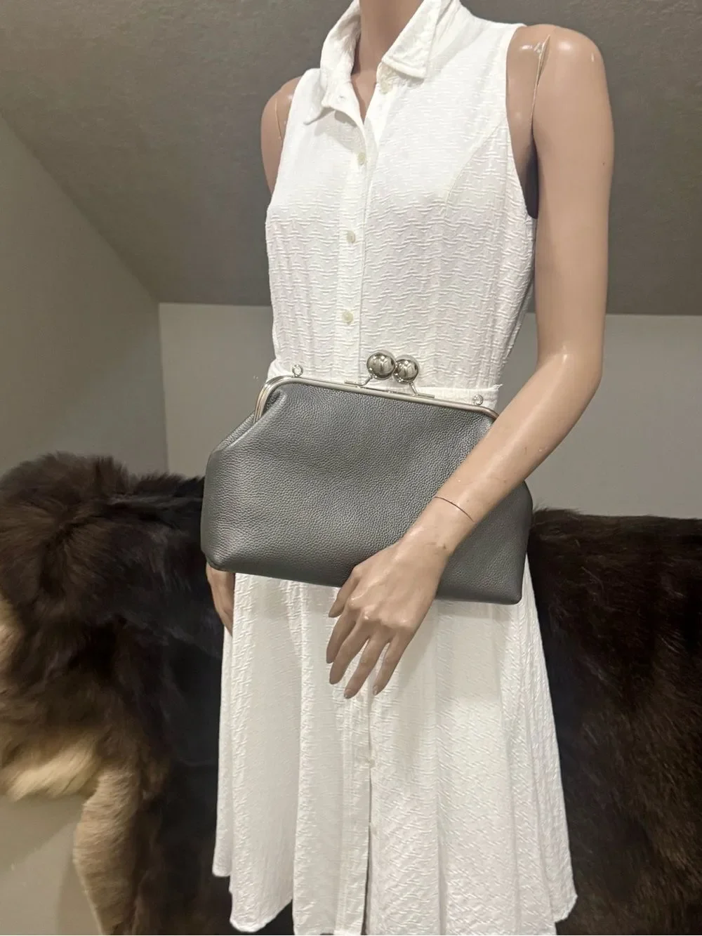 Gray Togo Cowhide Calfskin Handmade Retro Style Kisslock Frame Bag, Large Size